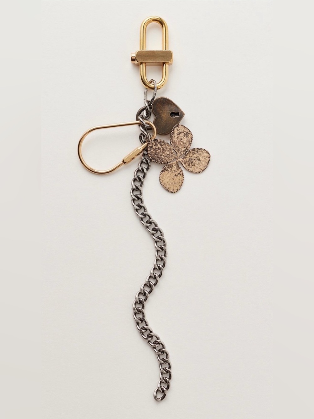 NWOT Free People Charmed Strand Bag Charm in Mixed Metals 🍀